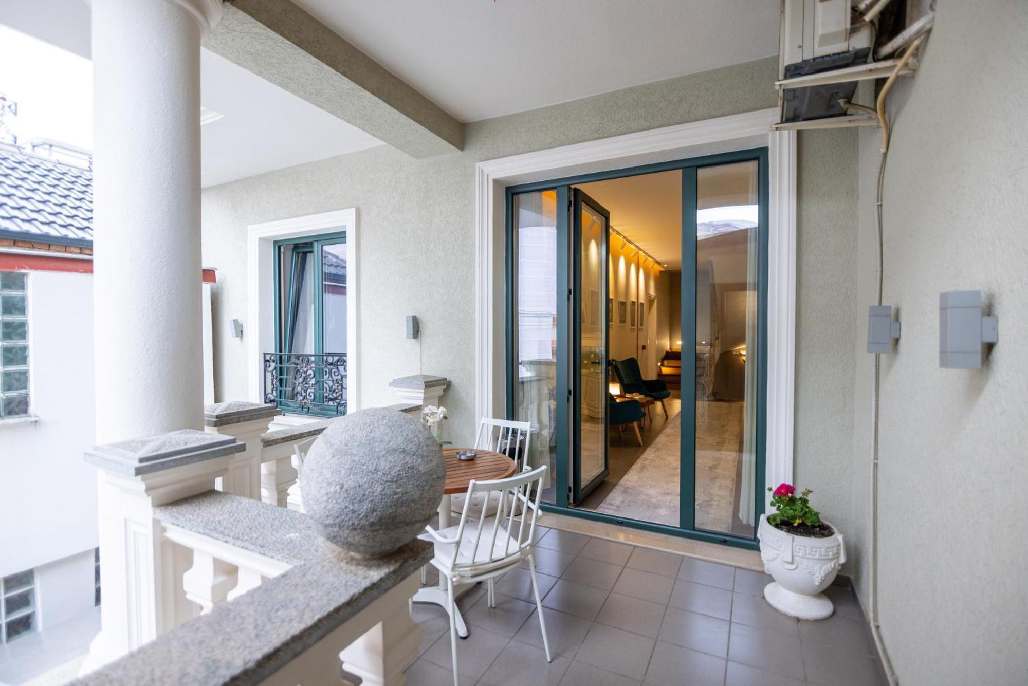 Villa Ester Korce Ruang foto